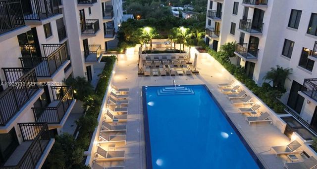 301 Altara Ave 305, Coral Gables, FL 33146