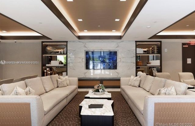 301 Altara Ave 305, Coral Gables, FL 33146