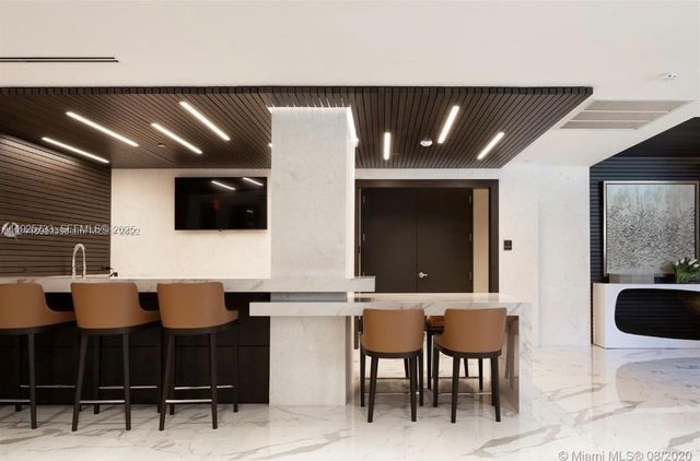 301 Altara Ave 305, Coral Gables, FL 33146