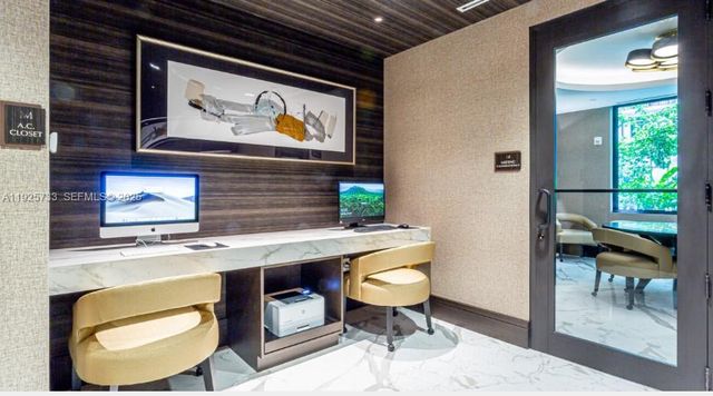 301 Altara Ave 305, Coral Gables, FL 33146