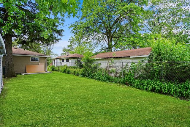 16125 Marshfield Avenue, Markham, IL 60428