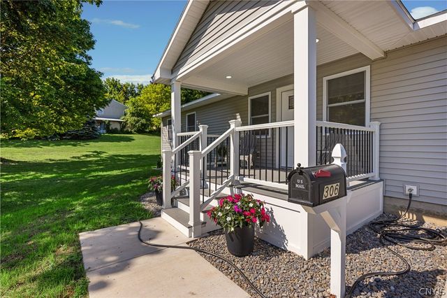 306 Woodland Road, Geddes, NY 13219