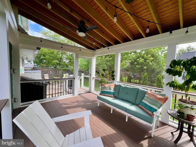7002 QUANDER RD, Alexandria, VA 22307