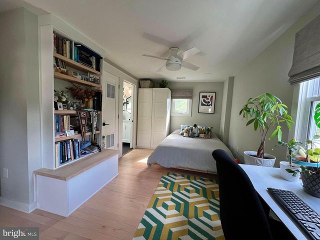 7002 QUANDER RD, Alexandria, VA 22307