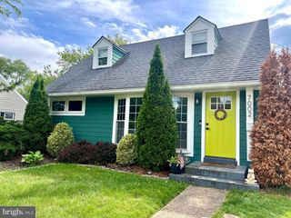 7002 QUANDER RD, Alexandria, VA 22307