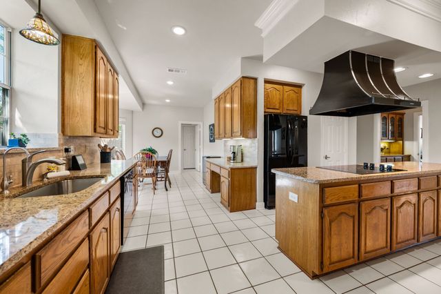 2332 Lakeway Terrace, Flower Mound, TX 75028