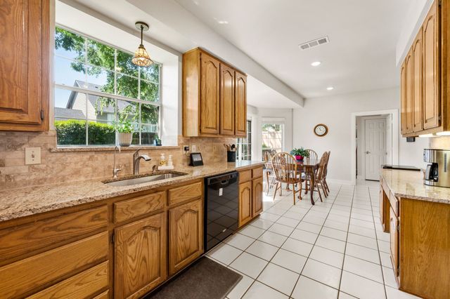 2332 Lakeway Terrace, Flower Mound, TX 75028