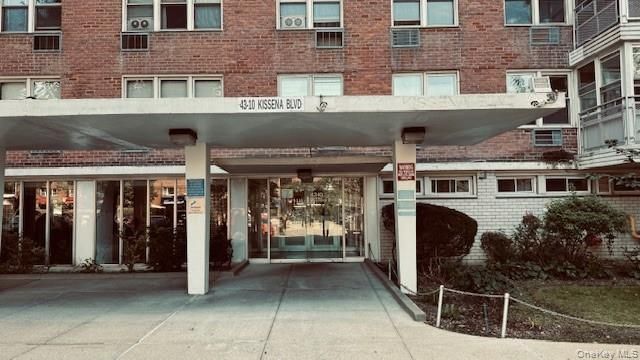 43-10 Kissena Boulevard 7J, Flushing, NY 11355