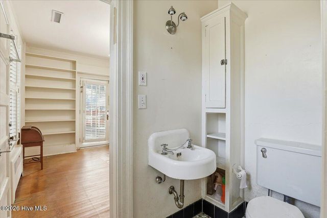 1217 Virginia Avenue, Kinston, NC 28501