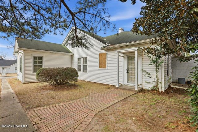 1217 Virginia Avenue, Kinston, NC 28501