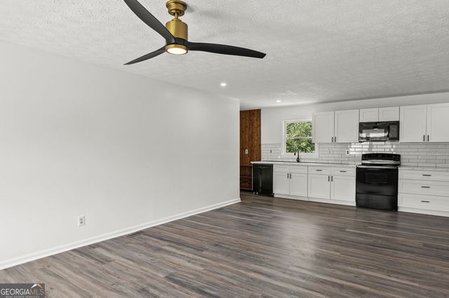 104 Belleau Woods Drive, Newnan, GA 30263
