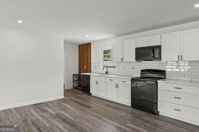 104 Belleau Woods Drive, Newnan, GA 30263