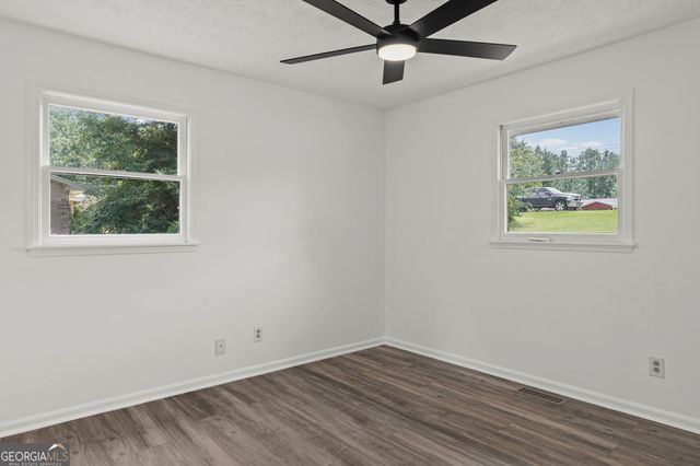 104 Belleau Woods Drive, Newnan, GA 30263