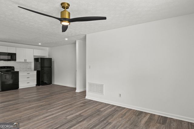 104 Belleau Woods Drive, Newnan, GA 30263