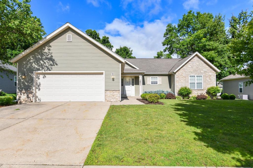 170 N Wild Flower LANE, Elkhorn, WI 53121