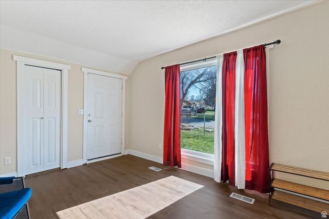 1100 E SULLIVAN RD, Ogden, UT 84403