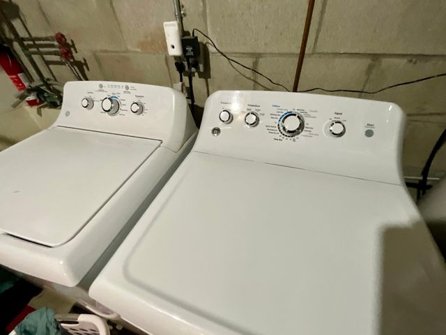 3721 Gershwin Lane N, Oakdale, MN 55128