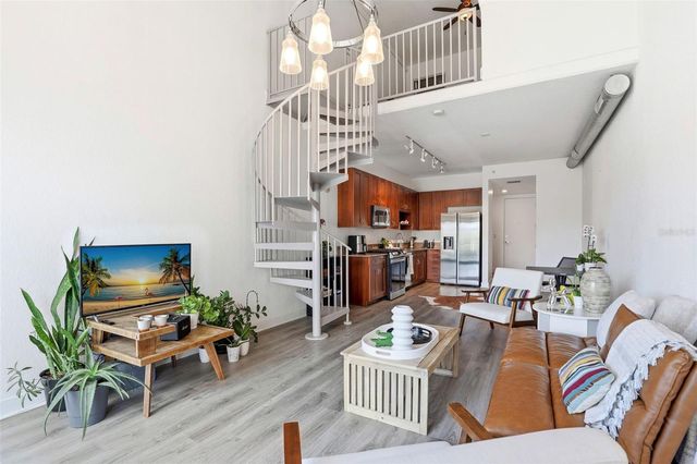 150 E ROBINSON STREET 2A, Orlando, FL 32801