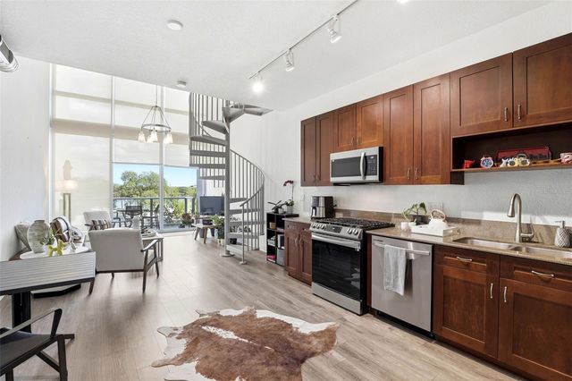 150 E ROBINSON STREET 2A, Orlando, FL 32801