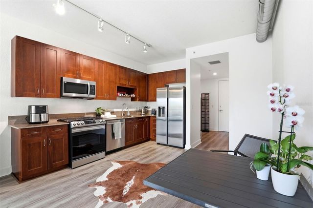 150 E ROBINSON STREET 2A, Orlando, FL 32801