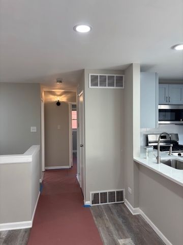 201 E ROSE Street, Glenwood, IL 60425