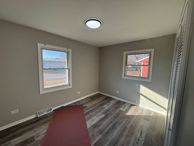 201 E ROSE Street, Glenwood, IL 60425