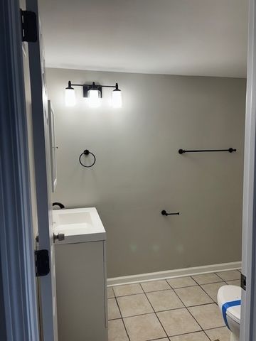 201 E ROSE Street, Glenwood, IL 60425