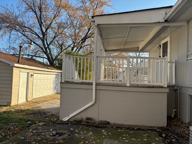 201 E ROSE Street, Glenwood, IL 60425