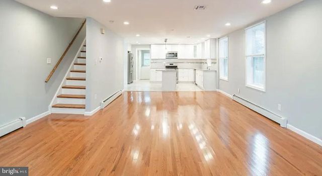 217 SIMPSON RD, Ardmore, PA 19003