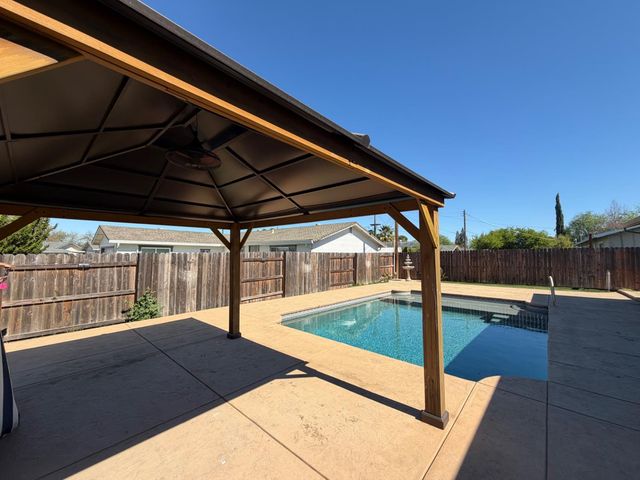 6949 Franela Way, Citrus Heights, CA 95621