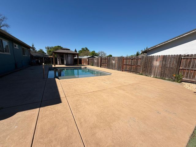 6949 Franela Way, Citrus Heights, CA 95621