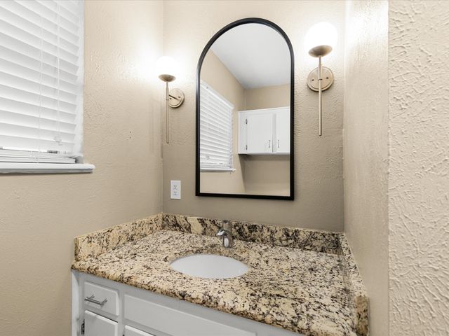 4108 Grand Lake Drive, Lake Worth, TX 76135