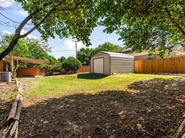 4108 Grand Lake Drive, Lake Worth, TX 76135