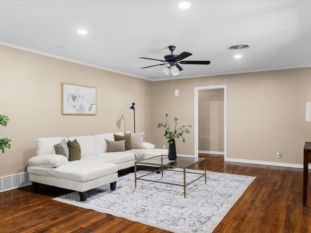 4108 Grand Lake Drive, Lake Worth, TX 76135