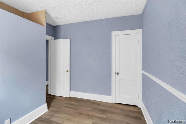 11894 Glenfield Street, Detroit, MI 48213