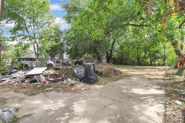 11894 Glenfield Street, Detroit, MI 48213