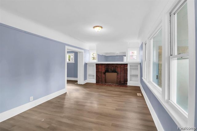 11894 Glenfield Street, Detroit, MI 48213