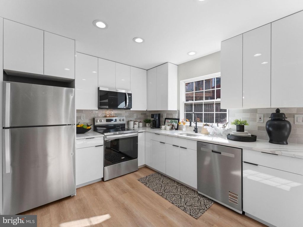 530 GALAHAD CT, Mantua, NJ 08051