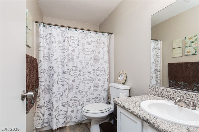 5370 Angler Circle 202, Las Vegas, NV 89122