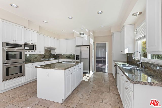 24310 Belford Court, West Hills (los Angeles), CA 91307