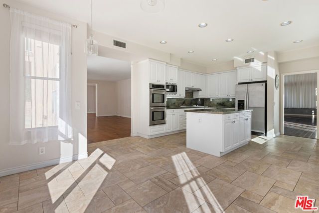 24310 Belford Court, West Hills (los Angeles), CA 91307