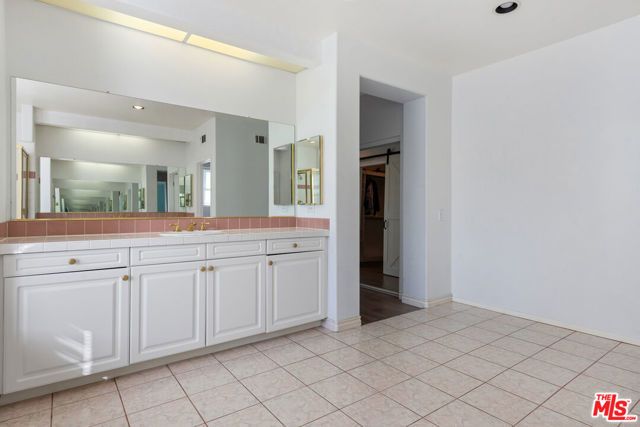 24310 Belford Court, West Hills (los Angeles), CA 91307