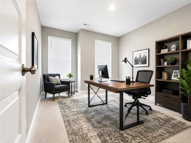 1242 Coach Station Alley 201, Raleigh, NC 27601