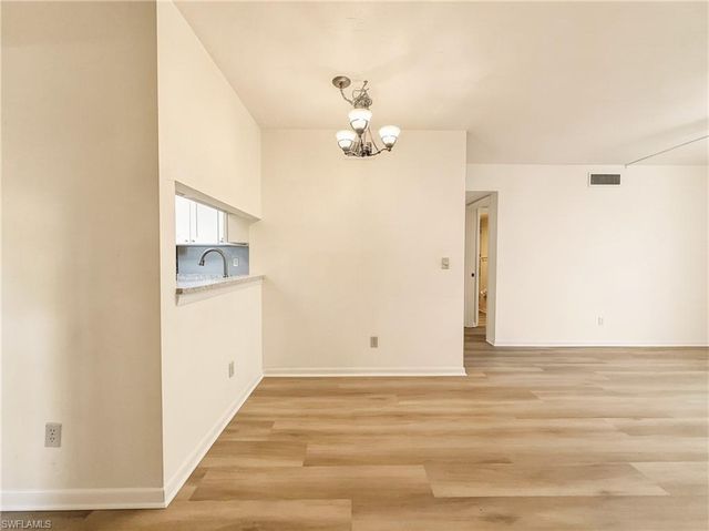 1701 Courtyard WAY 105, Naples, FL 34112