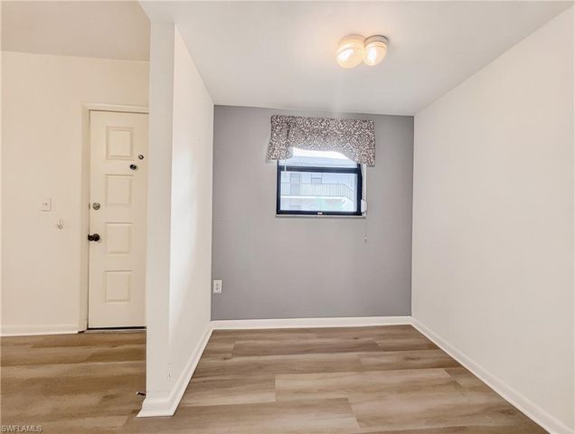 1701 Courtyard WAY 105, Naples, FL 34112