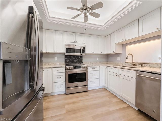 1701 Courtyard WAY 105, Naples, FL 34112