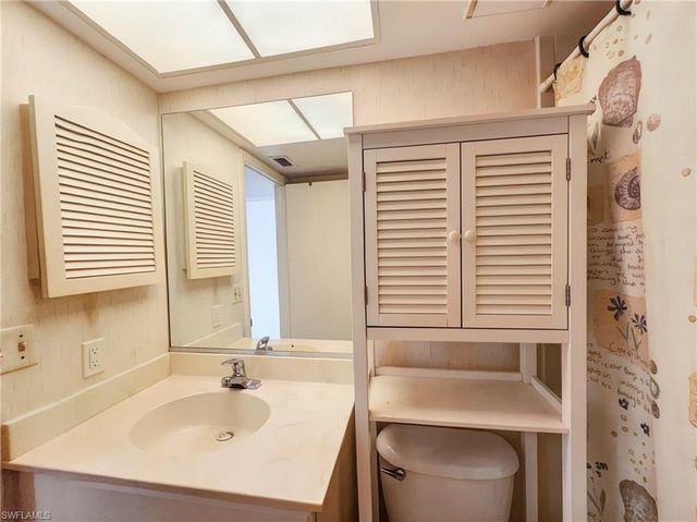1701 Courtyard WAY 105, Naples, FL 34112