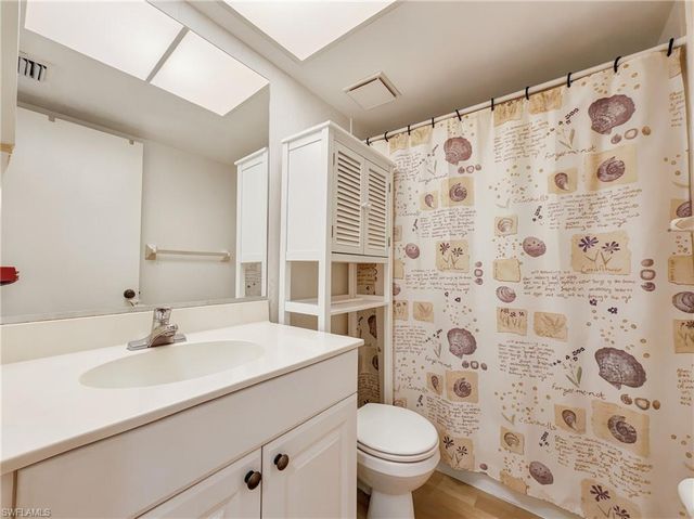 1701 Courtyard WAY 105, Naples, FL 34112