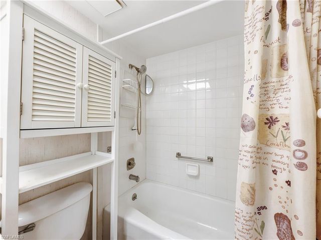 1701 Courtyard WAY 105, Naples, FL 34112