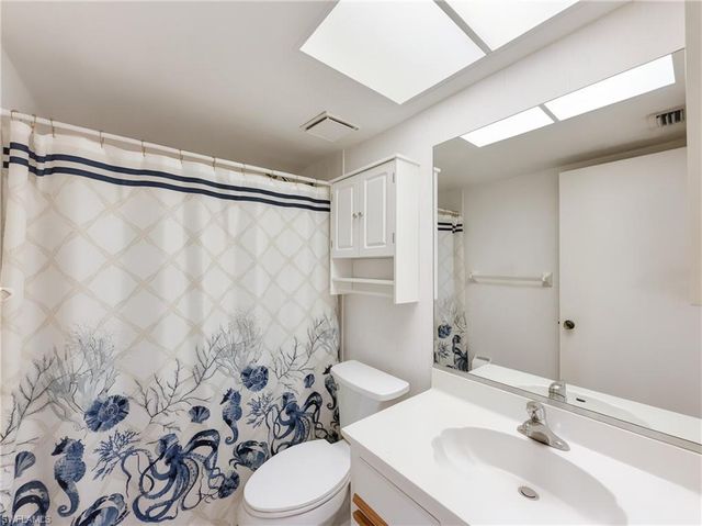 1701 Courtyard WAY 105, Naples, FL 34112